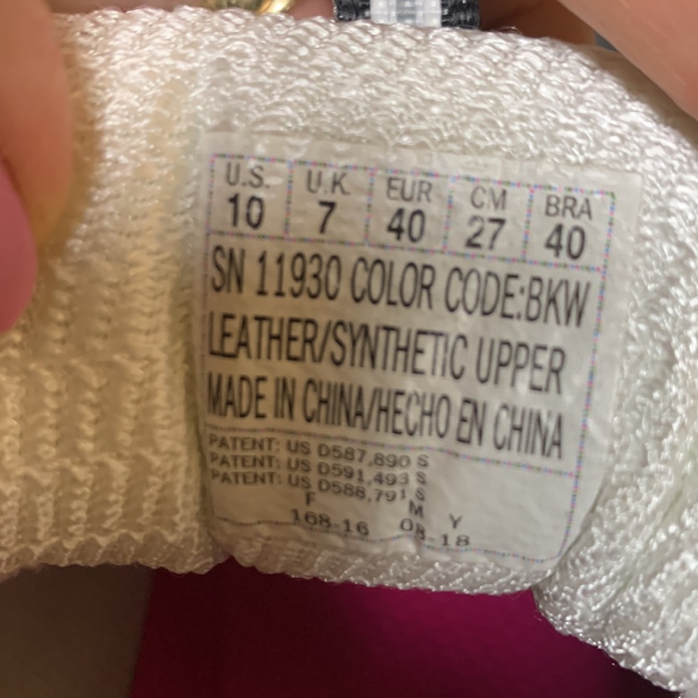 Sketchers Air-Cooled Memory Foam D’lites - image 8